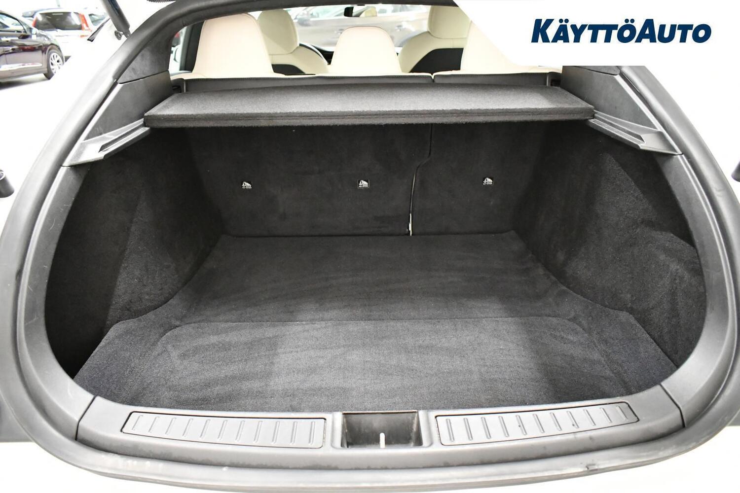 Tesla Model S vaihtoauto