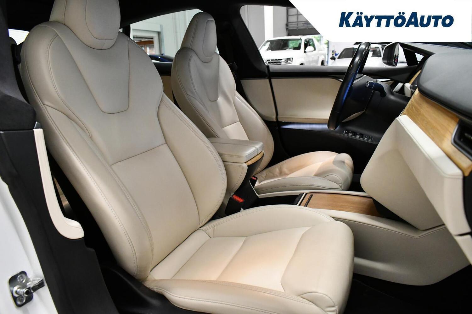Tesla Model S vaihtoauto