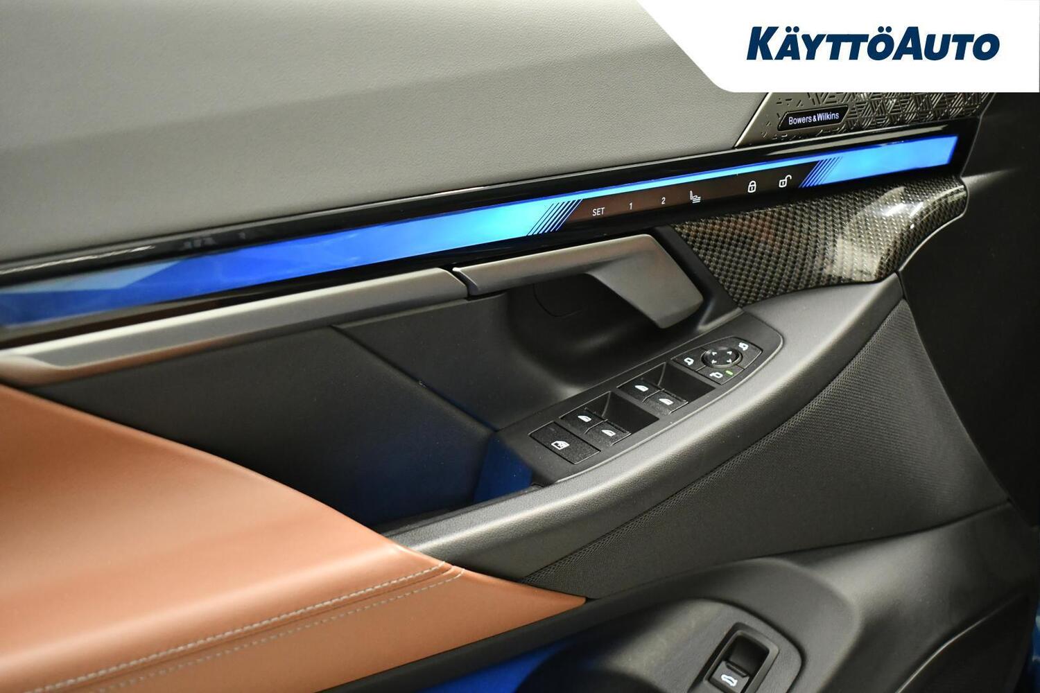 BMW i5 M60 vaihtoauto