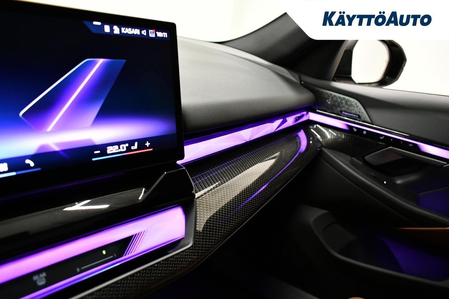 BMW i5 M60 vaihtoauto