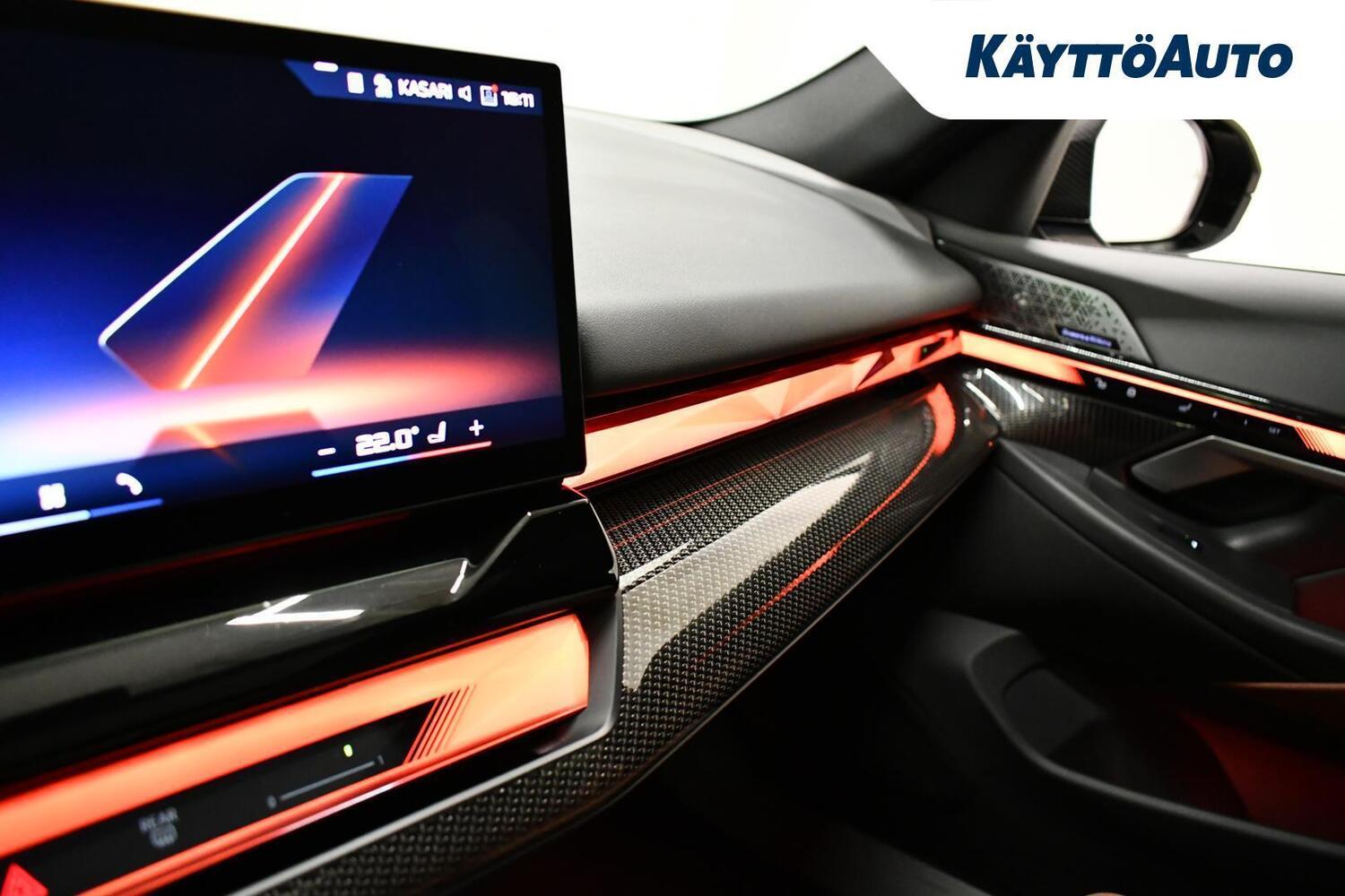 BMW i5 M60 vaihtoauto