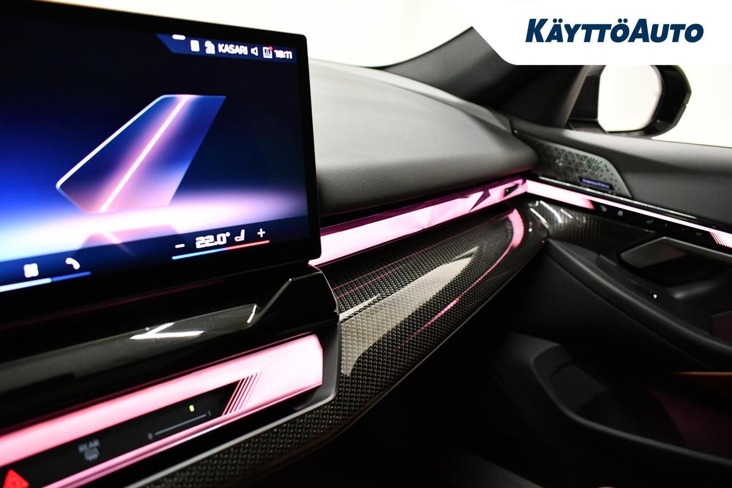 BMW i5 M60 vaihtoauto