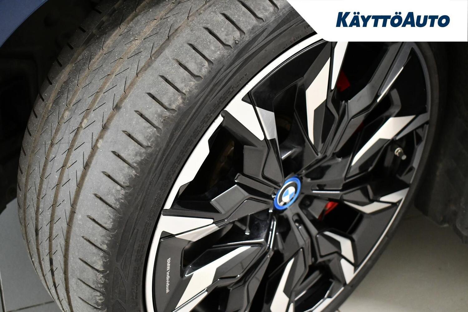 BMW i5 M60 vaihtoauto