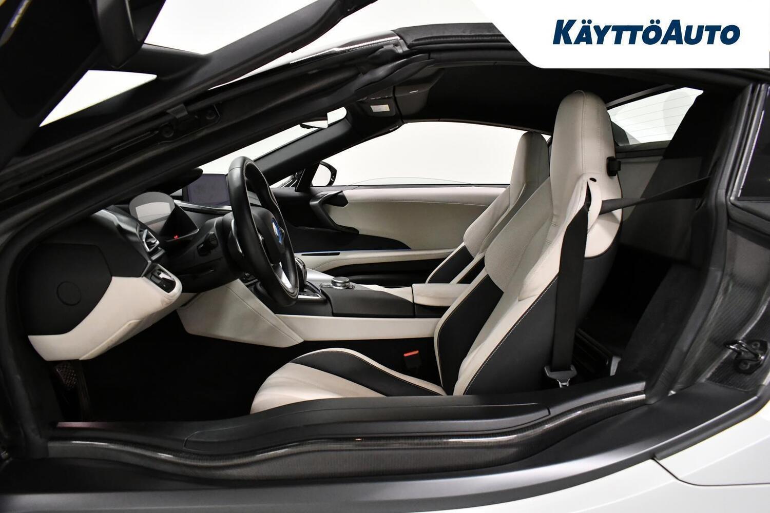 BMW i8 vaihtoauto