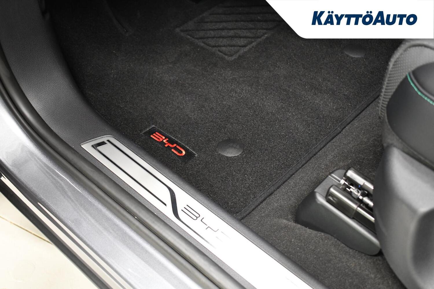 BYD Seal U DM-i vaihtoauto
