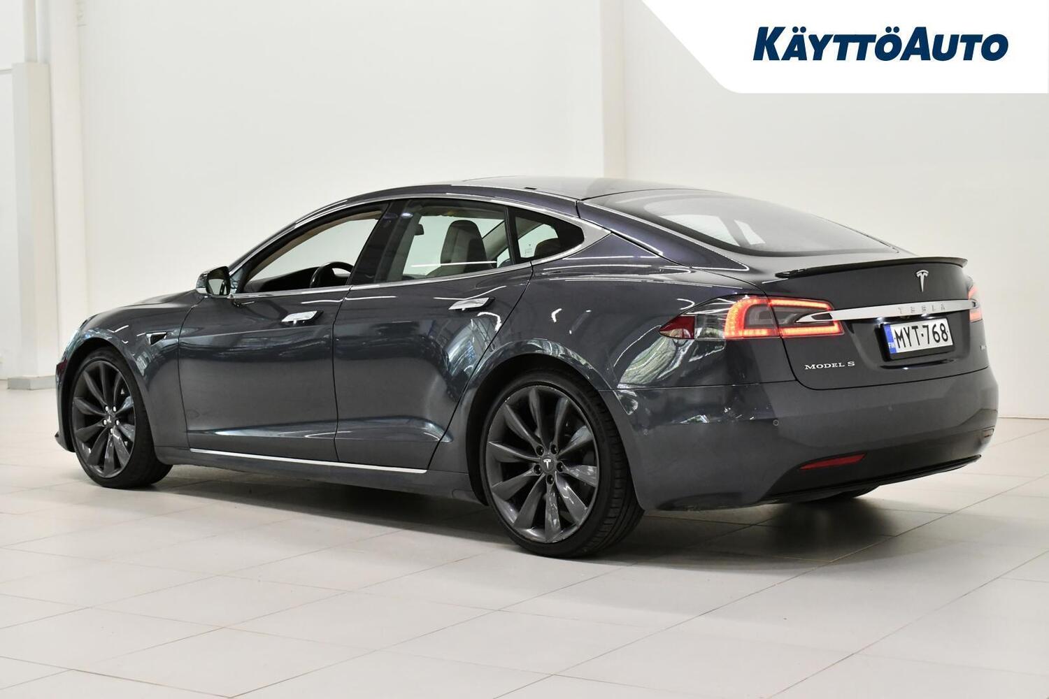 Tesla Model S vaihtoauto