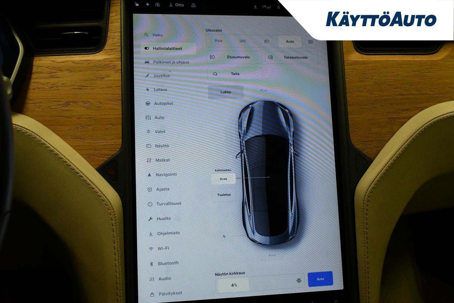 Tesla Model S vaihtoauto