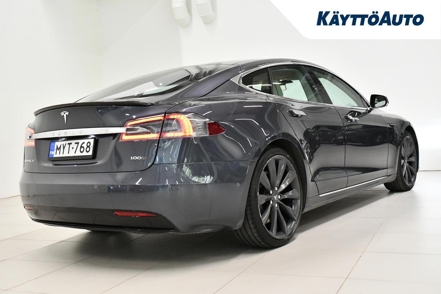 Tesla Model S vaihtoauto