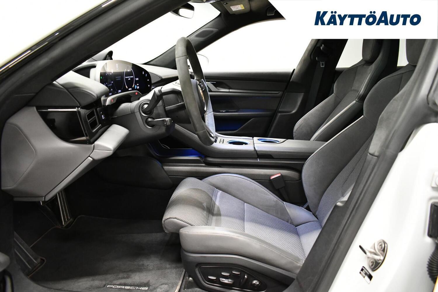Porsche Taycan vaihtoauto