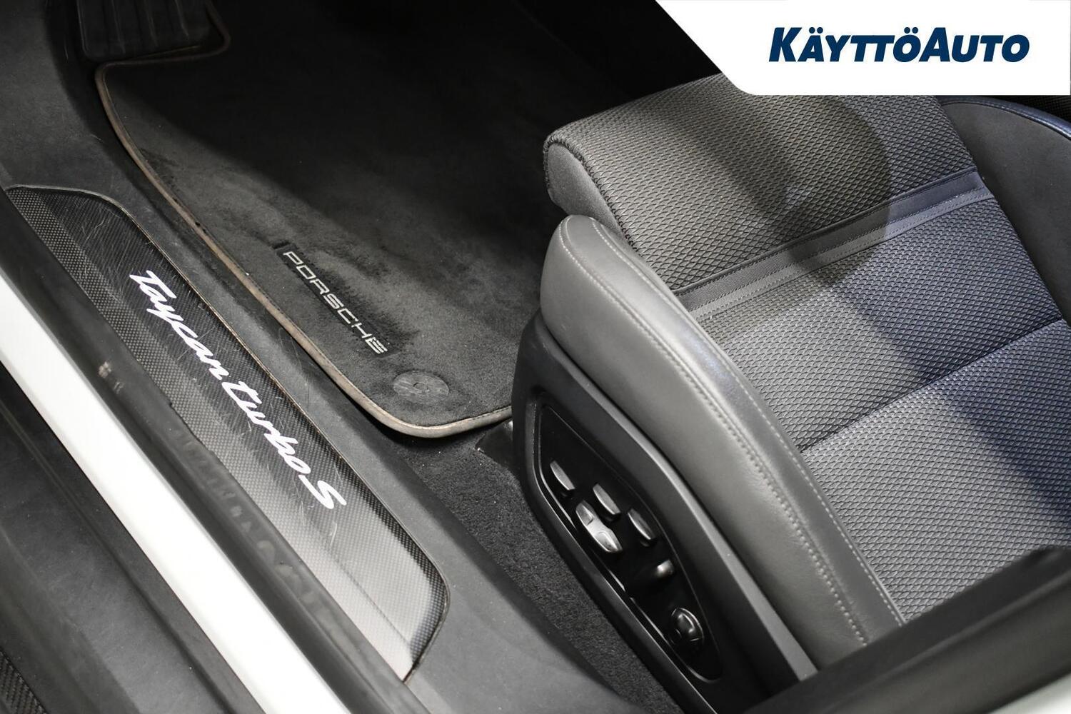 Porsche Taycan vaihtoauto