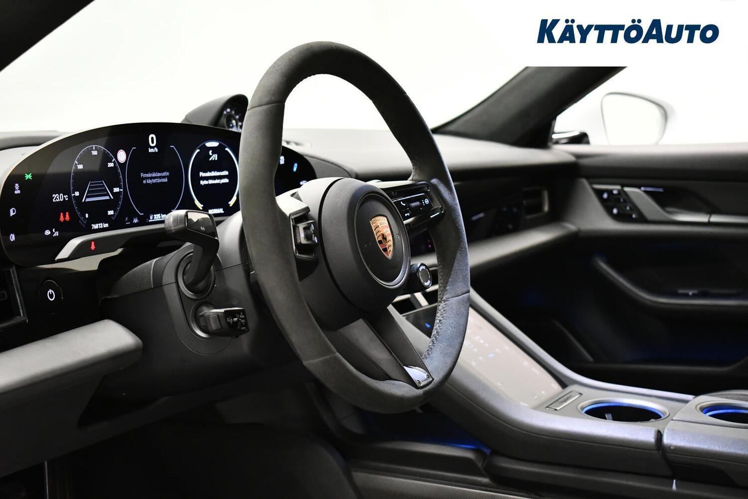 Porsche Taycan vaihtoauto