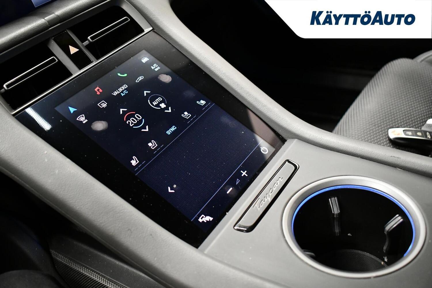 Porsche Taycan vaihtoauto