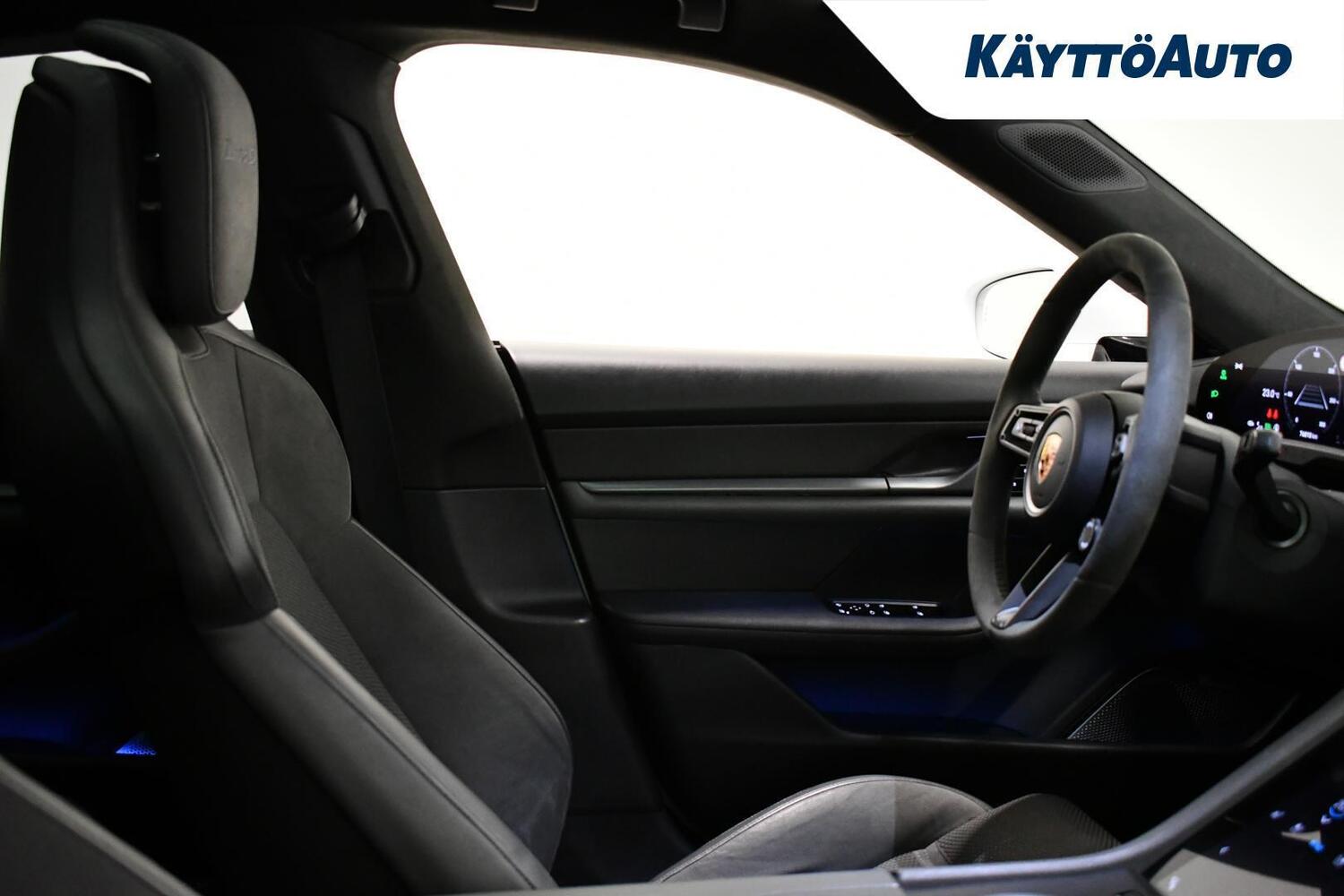Porsche Taycan vaihtoauto