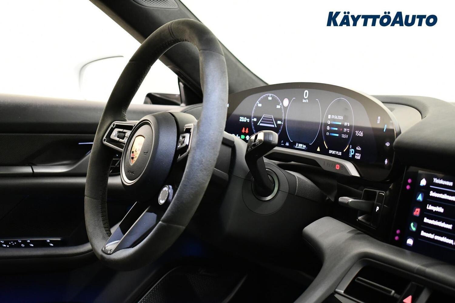 Porsche Taycan vaihtoauto