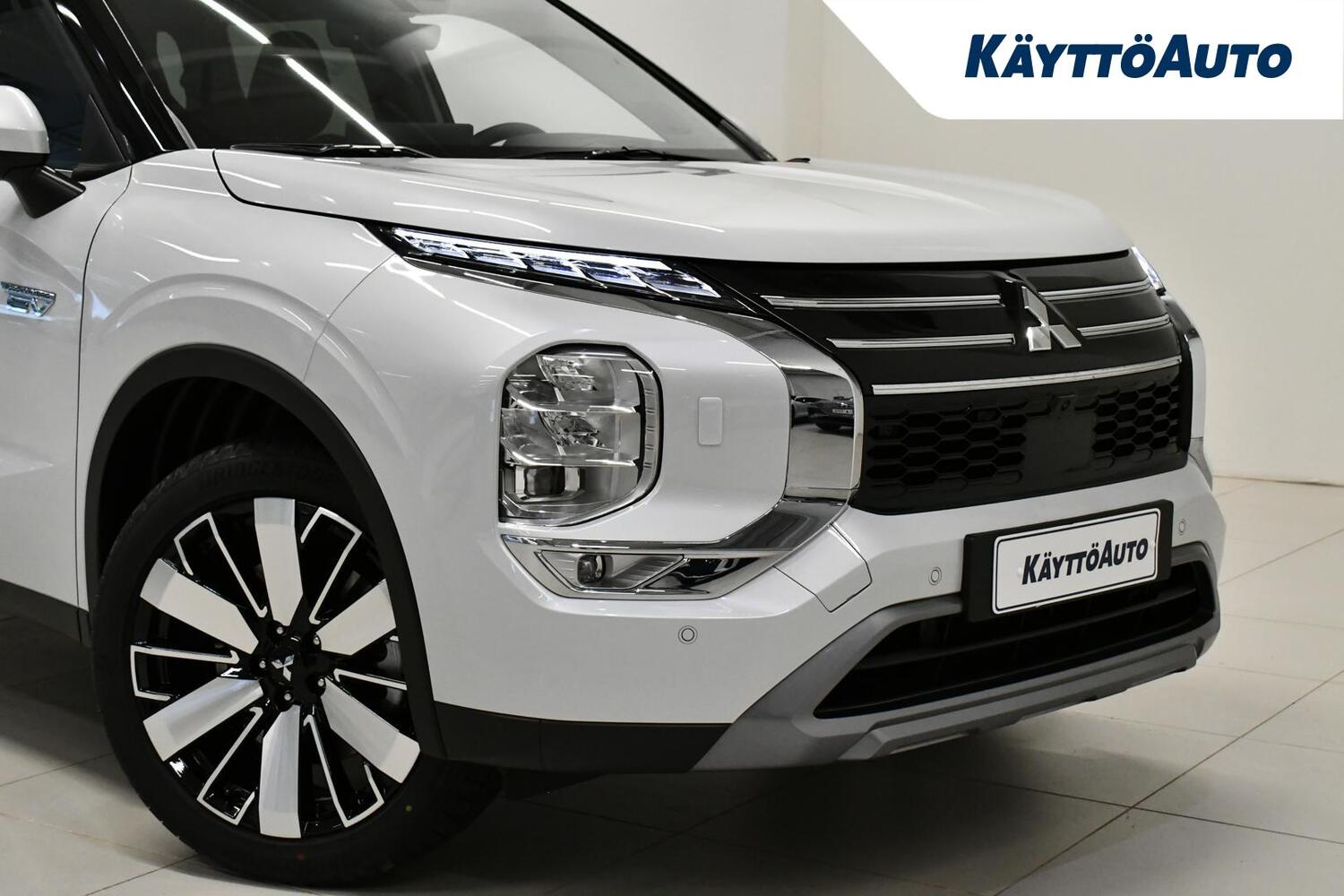 Mitsubishi Outlander vaihtoauto