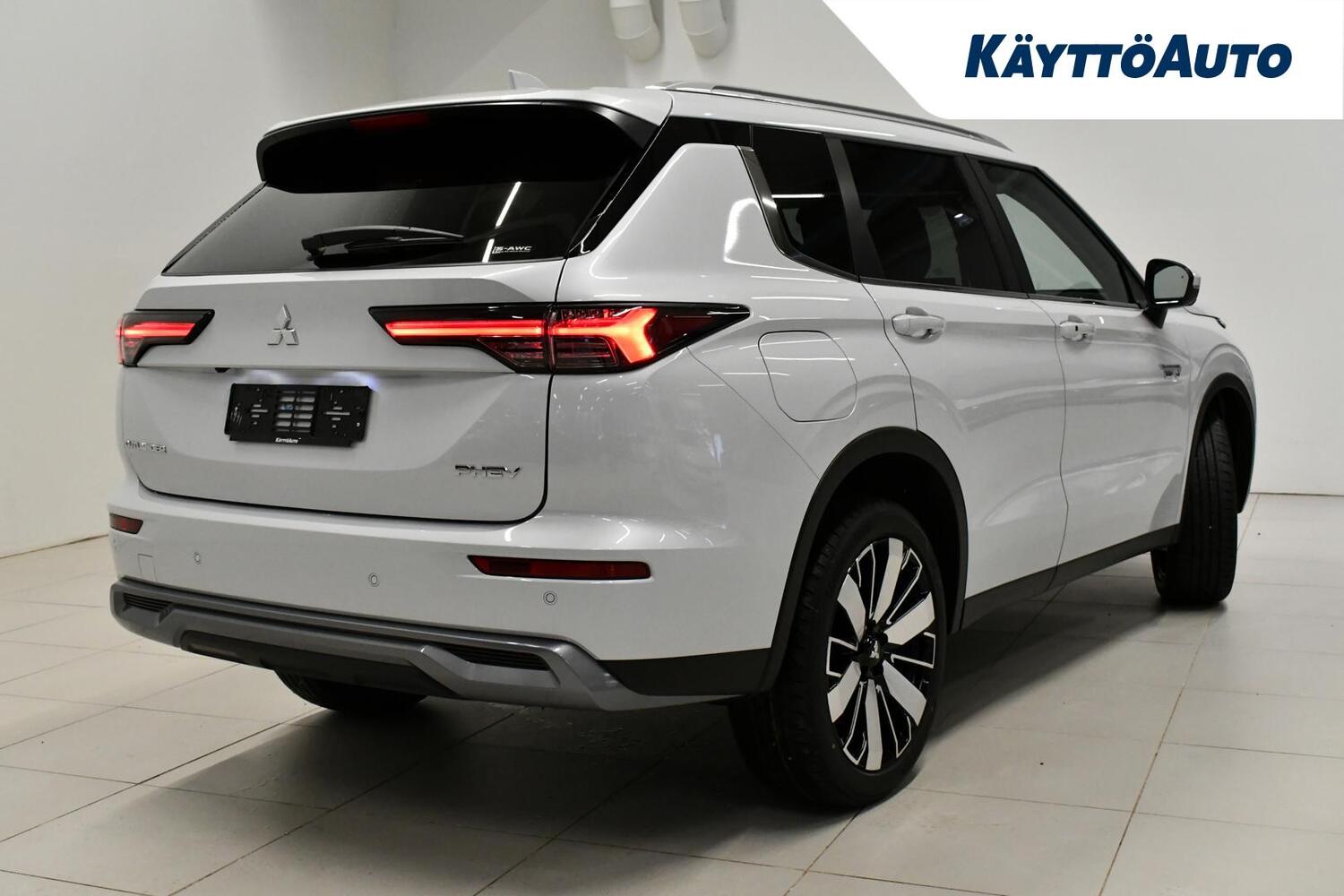 Mitsubishi Outlander vaihtoauto