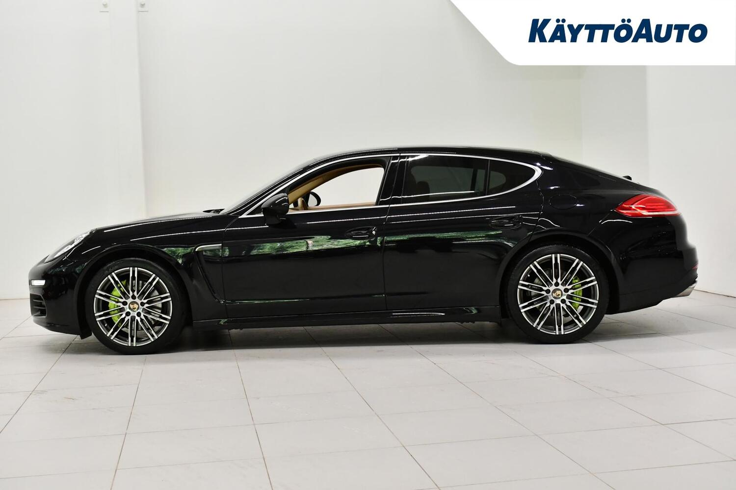 Porsche Panamera vaihtoauto