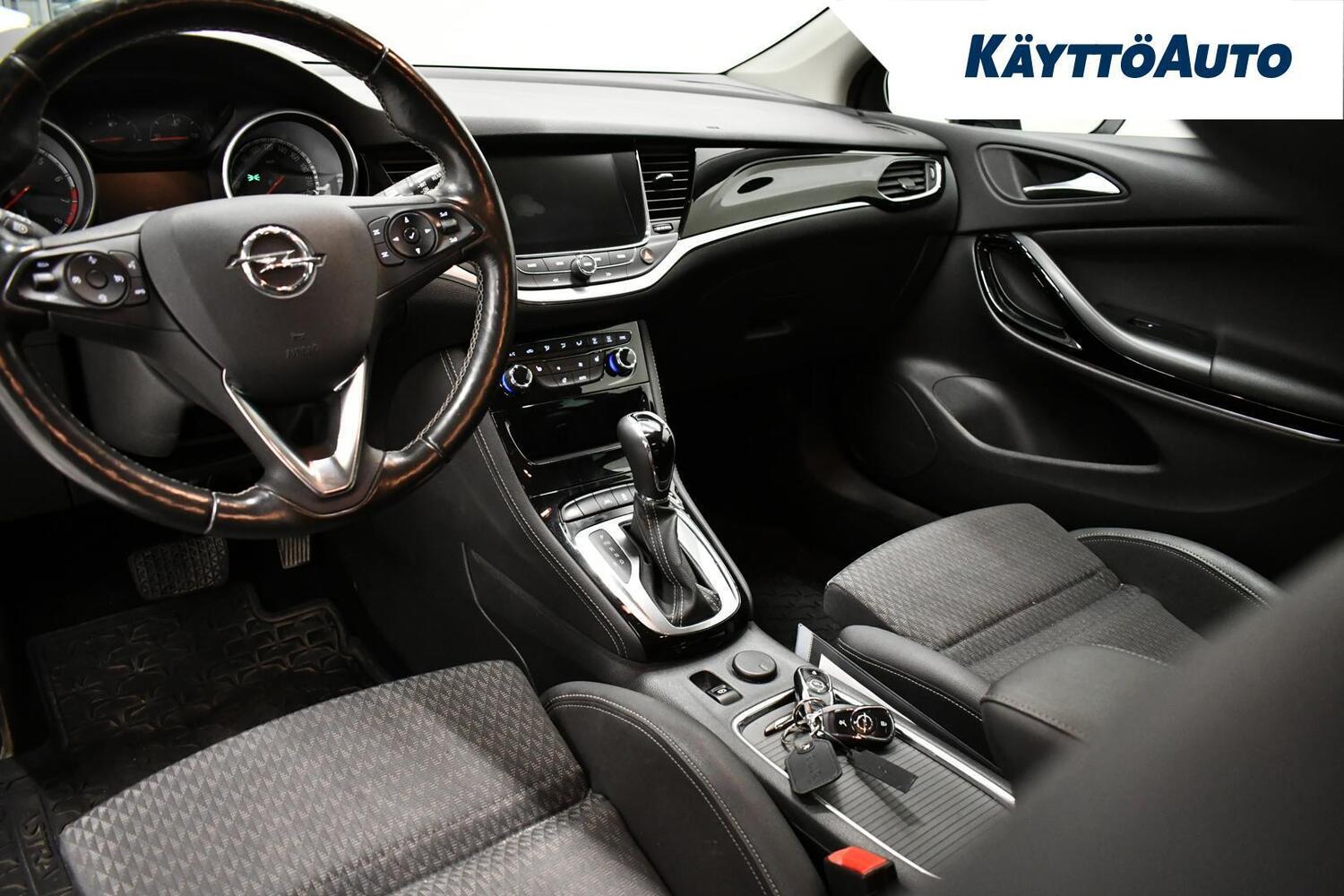 Opel Astra vaihtoauto