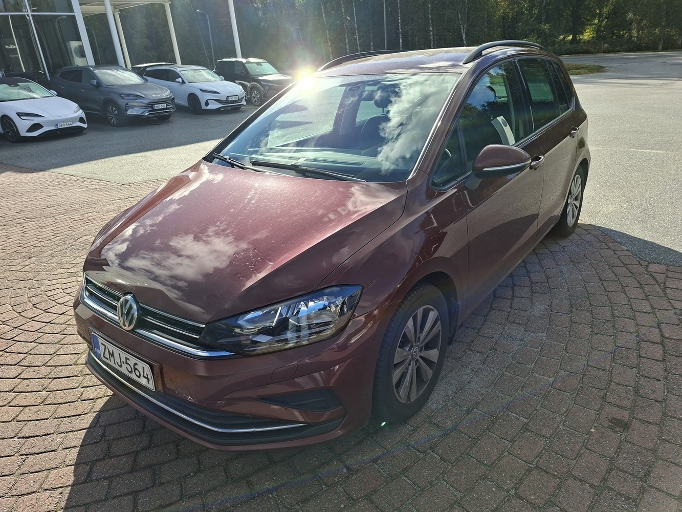 Volkswagen Golf Sportsvan vaihtoauto