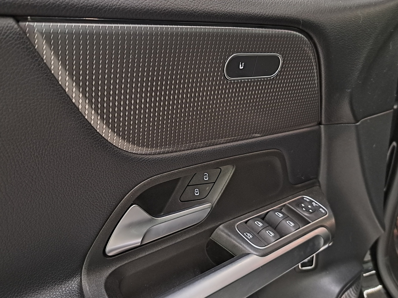 Mercedes-Benz GLB vaihtoauto