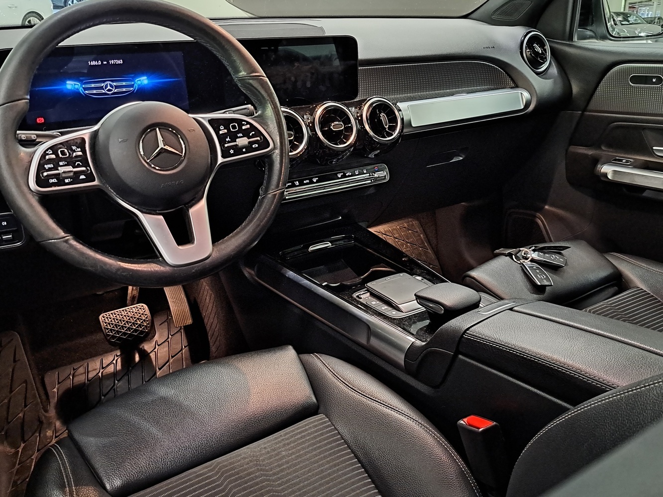 Mercedes-Benz GLB vaihtoauto