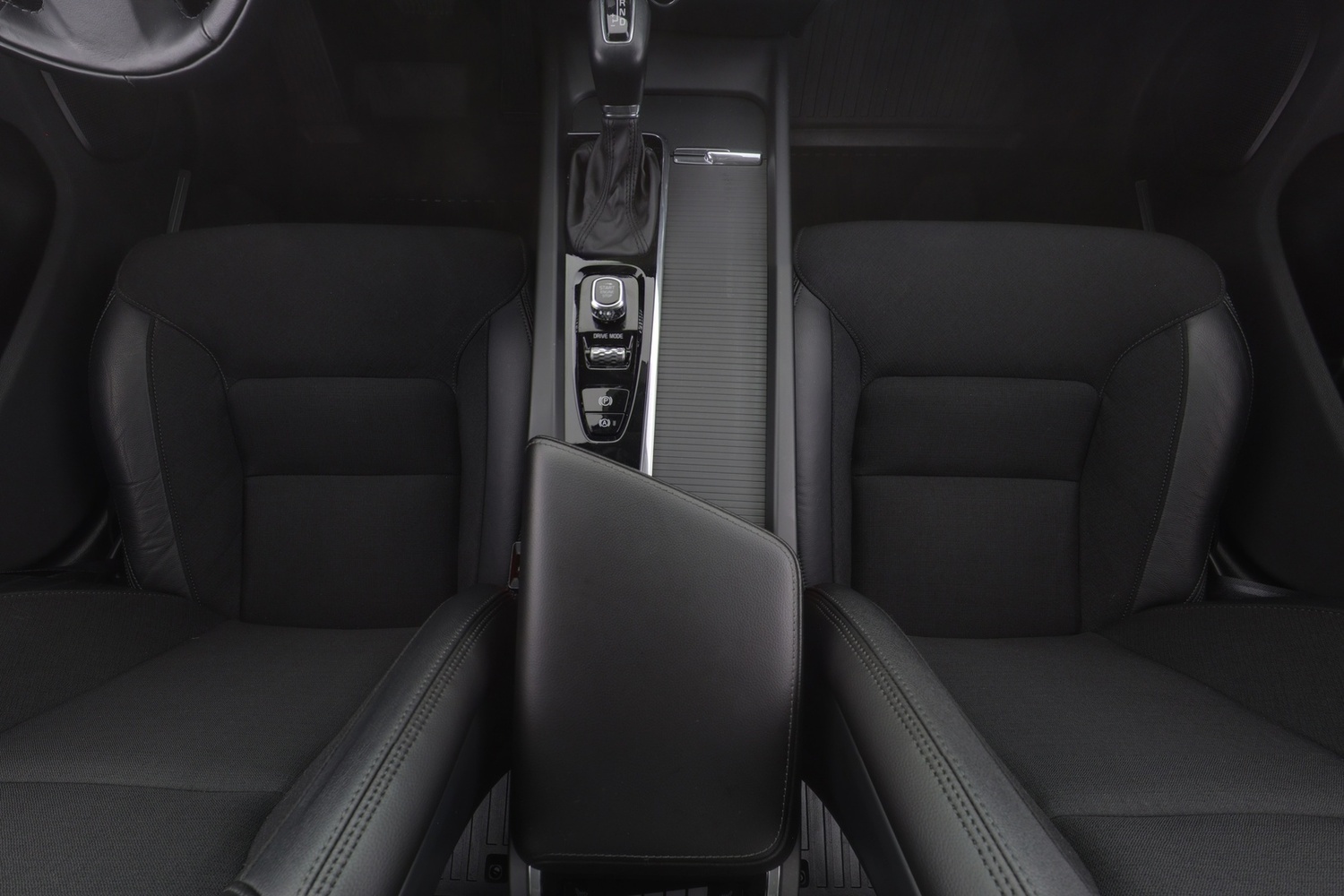 Volvo V60 Cross Country vaihtoauto