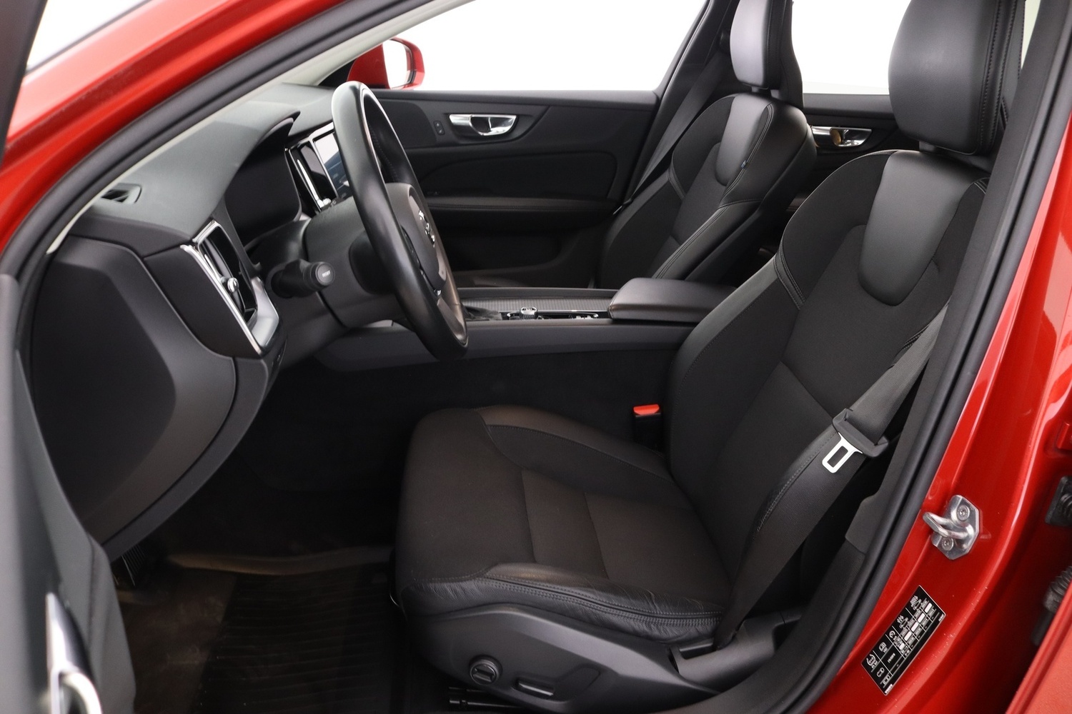 Volvo V60 Cross Country vaihtoauto