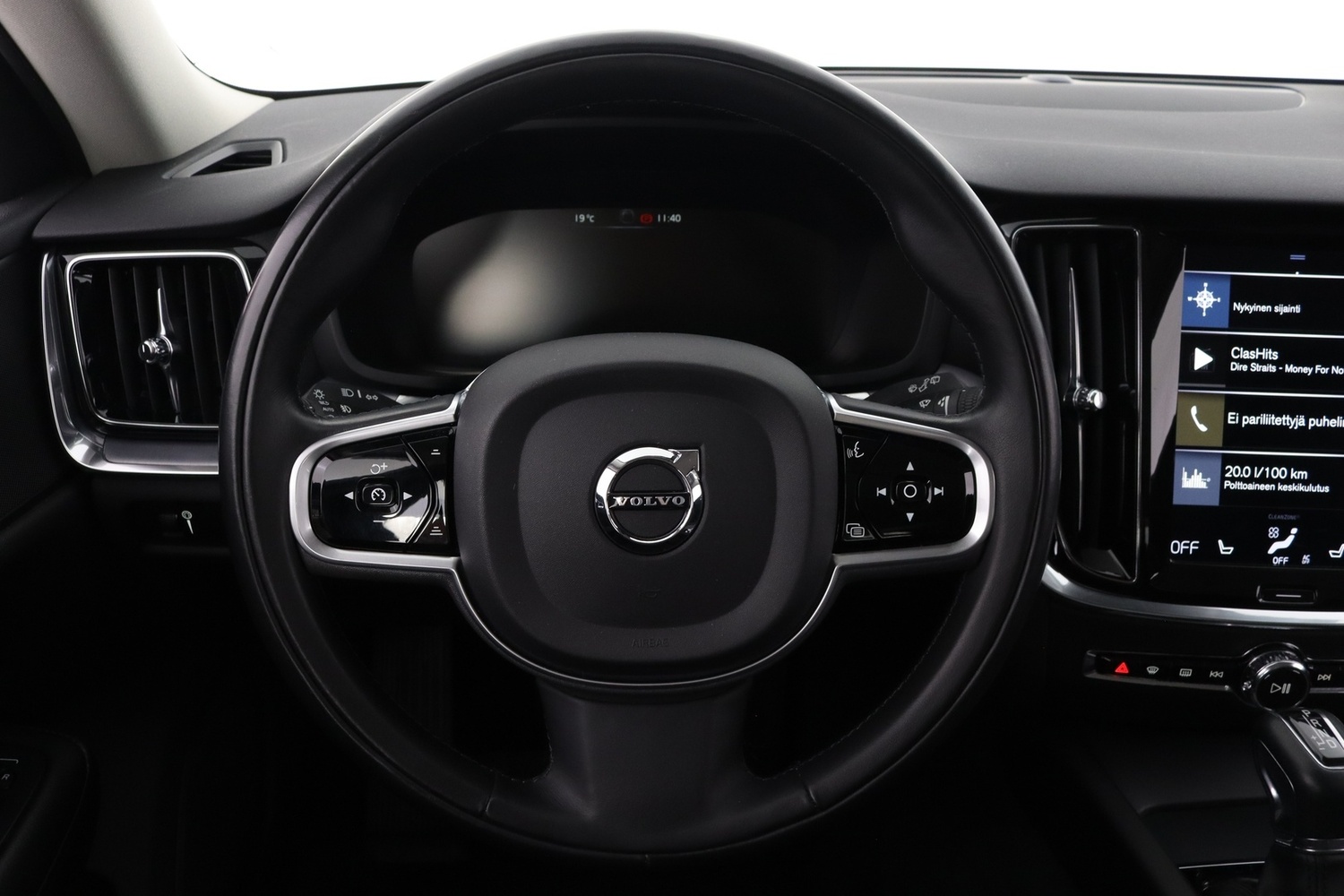 Volvo V60 Cross Country vaihtoauto