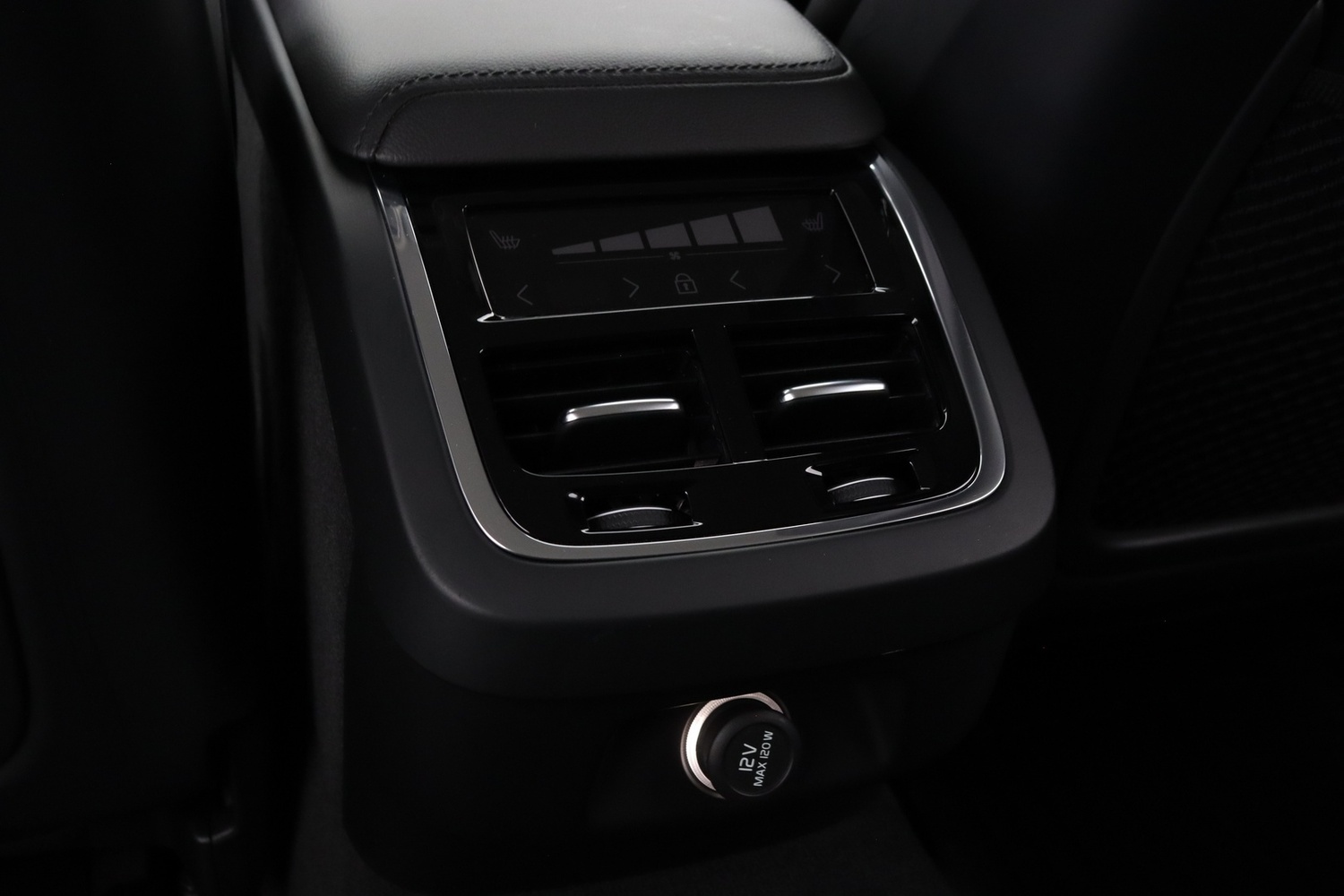Volvo V60 Cross Country vaihtoauto