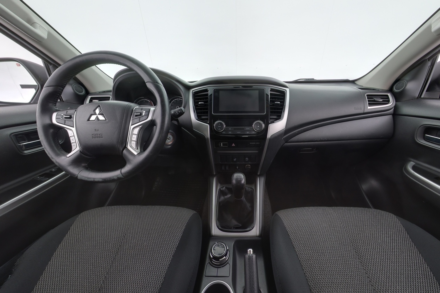 Mitsubishi L200 vaihtoauto