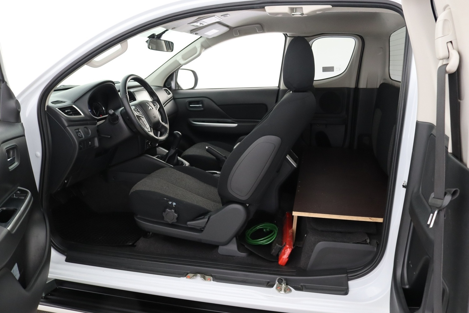 Mitsubishi L200 vaihtoauto