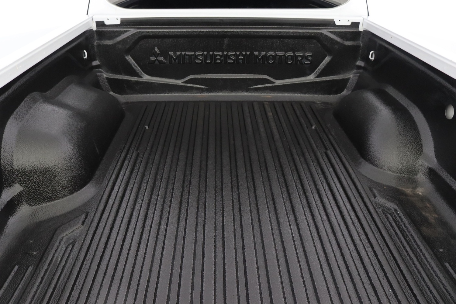 Mitsubishi L200 vaihtoauto