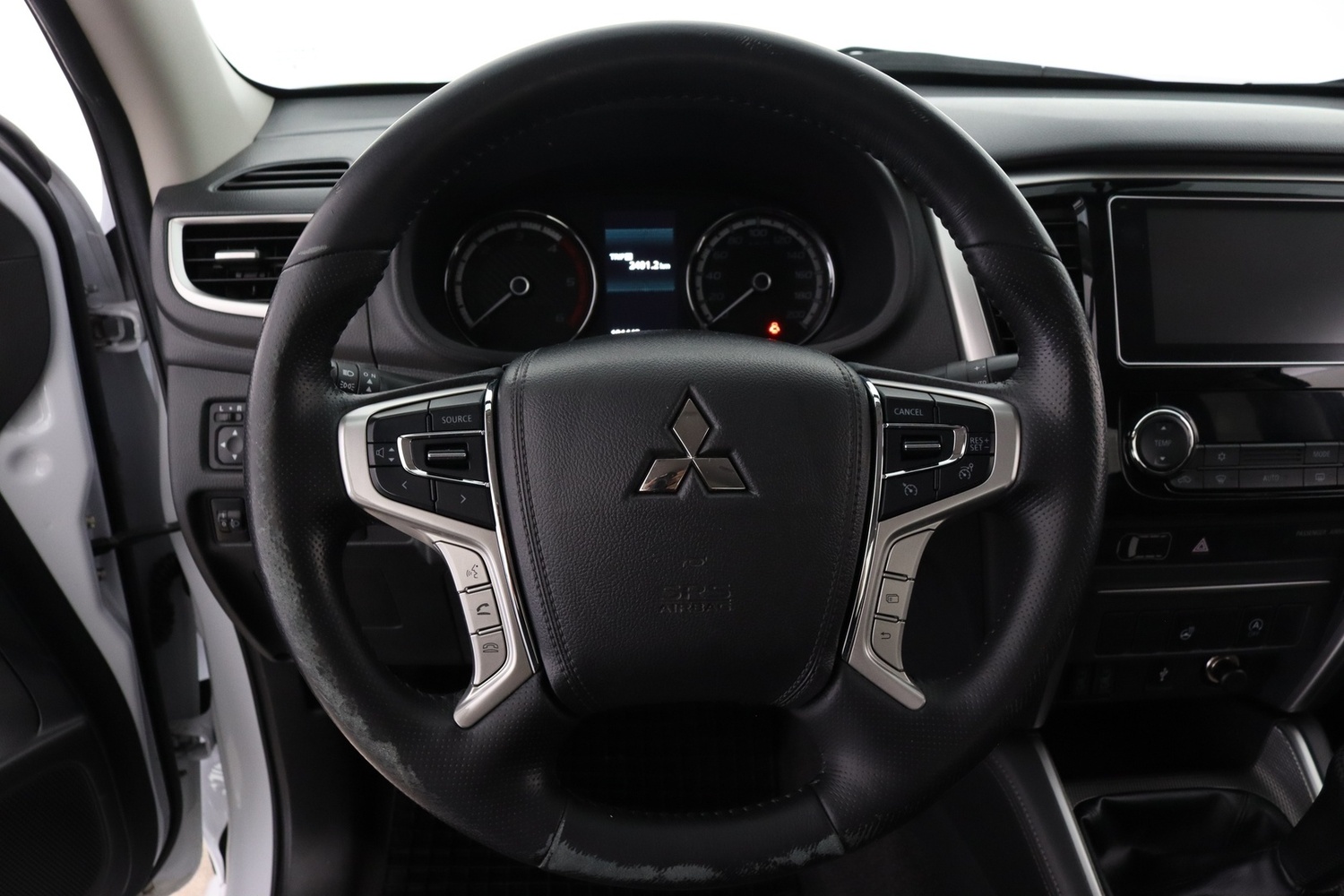 Mitsubishi L200 vaihtoauto