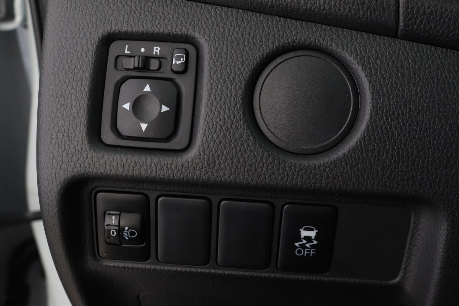 Mitsubishi L200 vaihtoauto