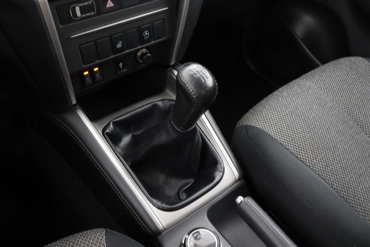 Mitsubishi L200 vaihtoauto
