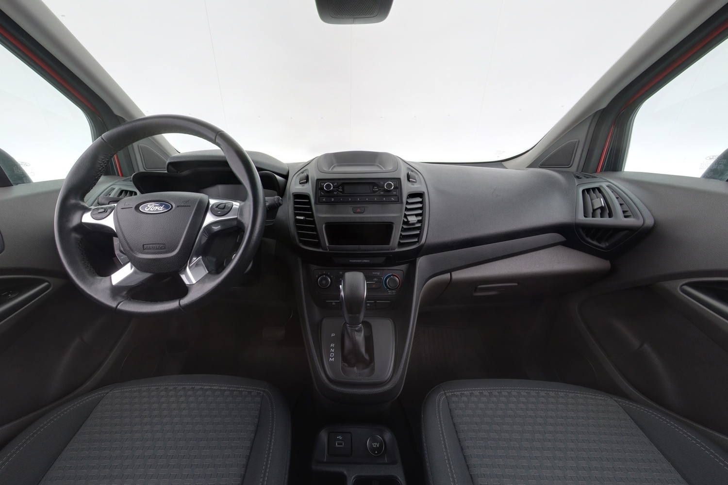 Ford Grand Tourneo Connect vaihtoauto