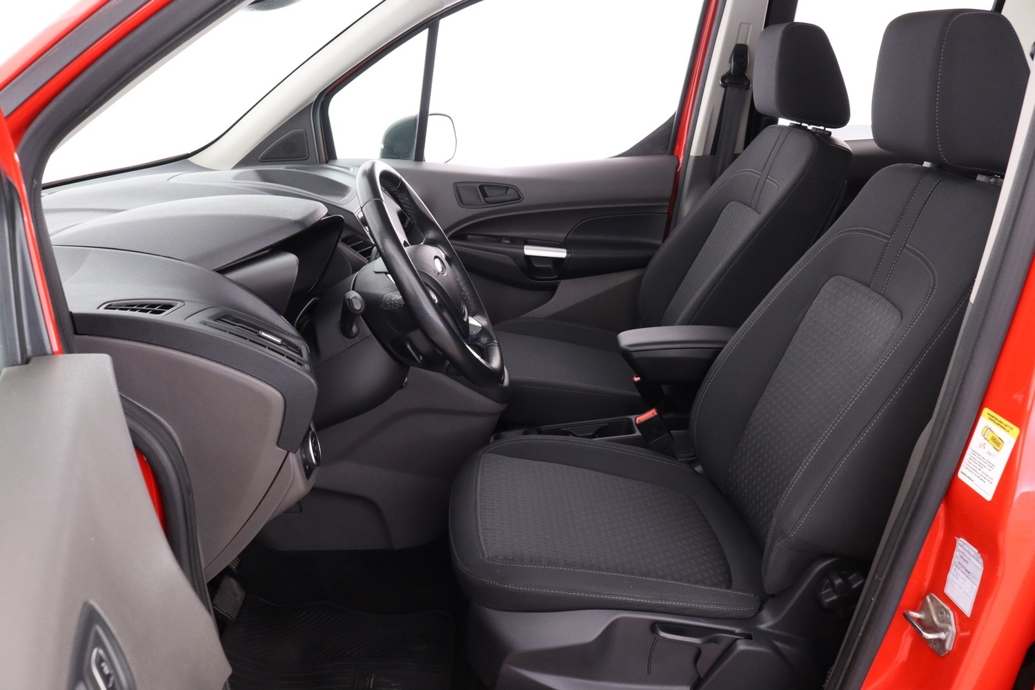 Ford Grand Tourneo Connect vaihtoauto