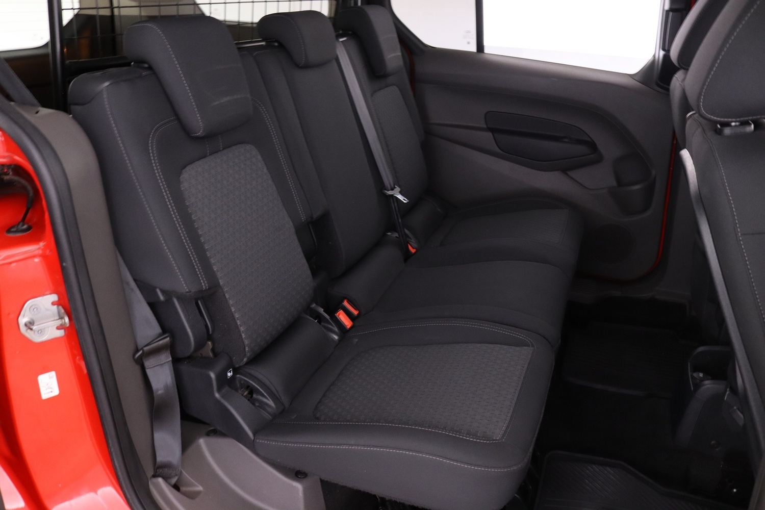 Ford Grand Tourneo Connect vaihtoauto