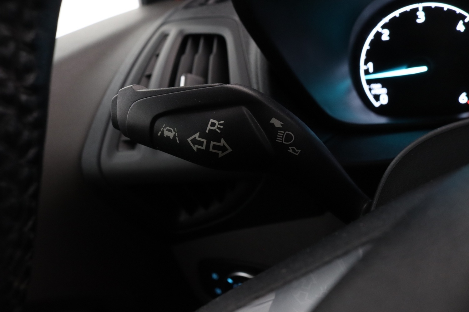 Ford Grand Tourneo Connect vaihtoauto