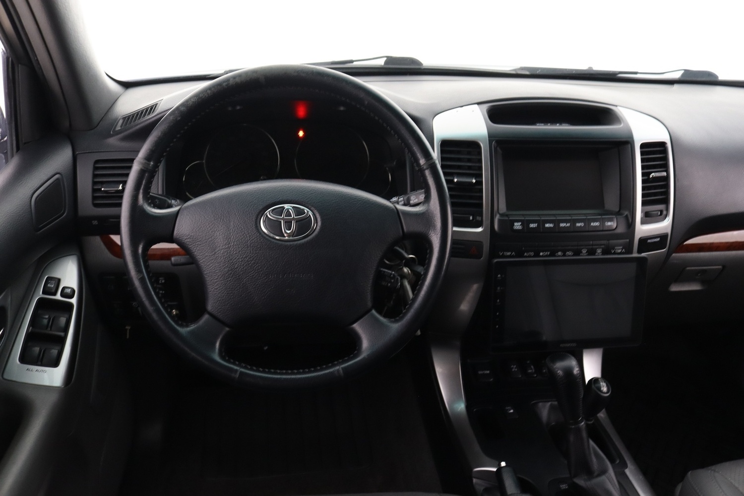 Toyota Land Cruiser vaihtoauto