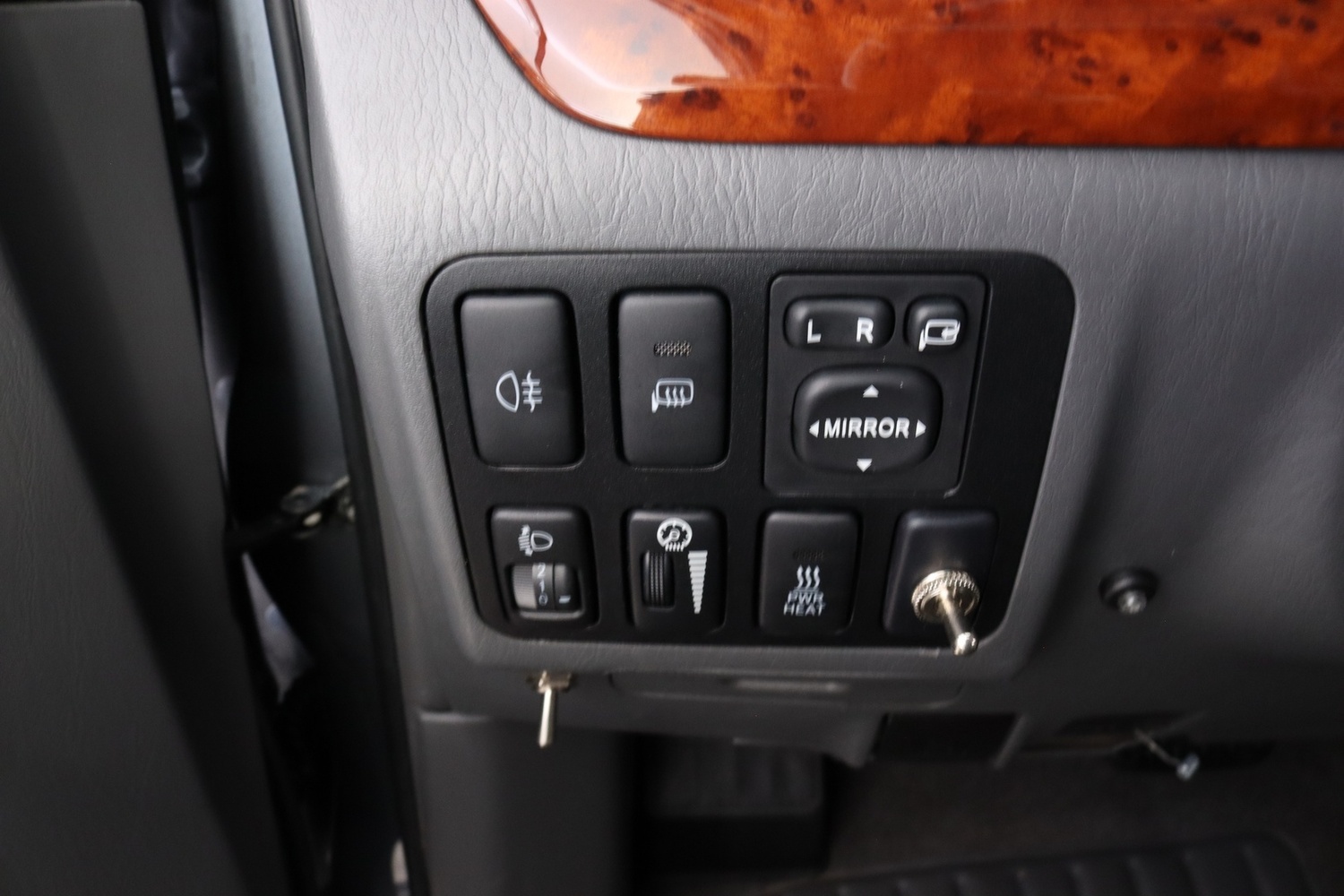 Toyota Land Cruiser vaihtoauto