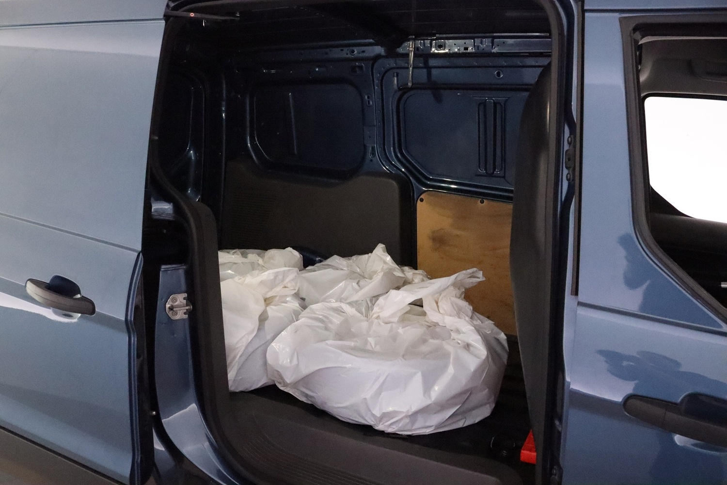 Ford Transit Connect vaihtoauto