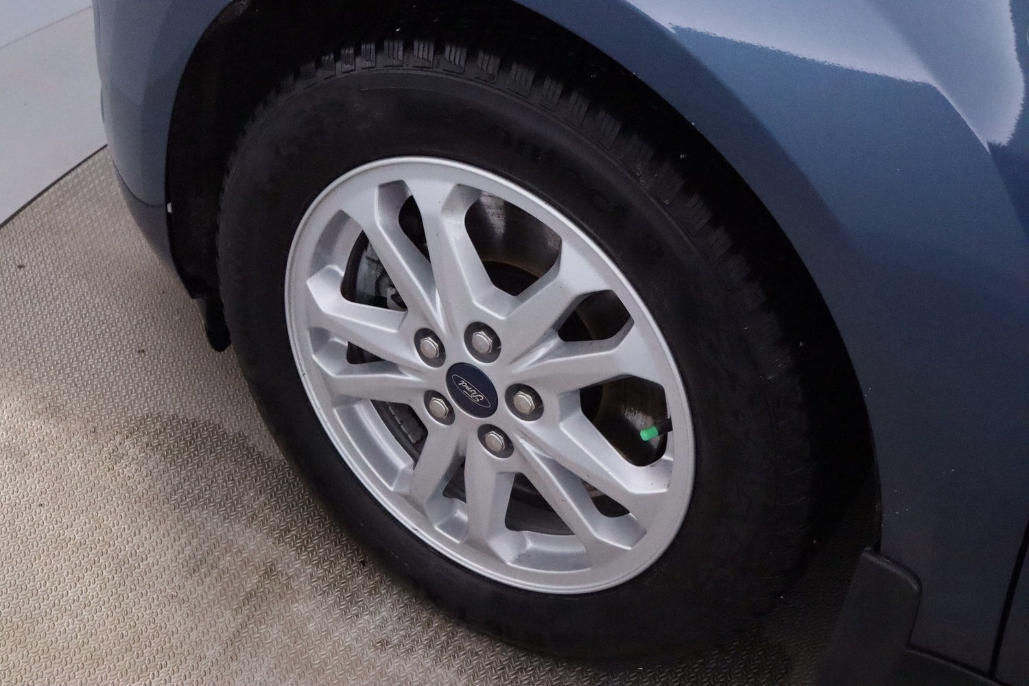 Ford Transit Connect vaihtoauto