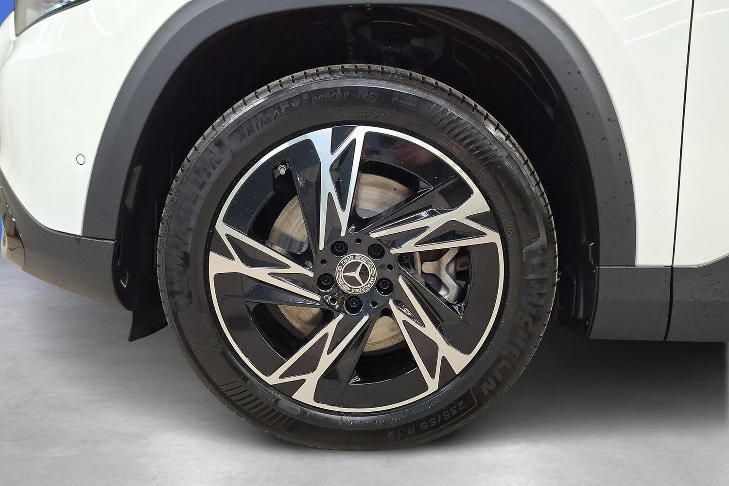 Mercedes-Benz GLB vaihtoauto