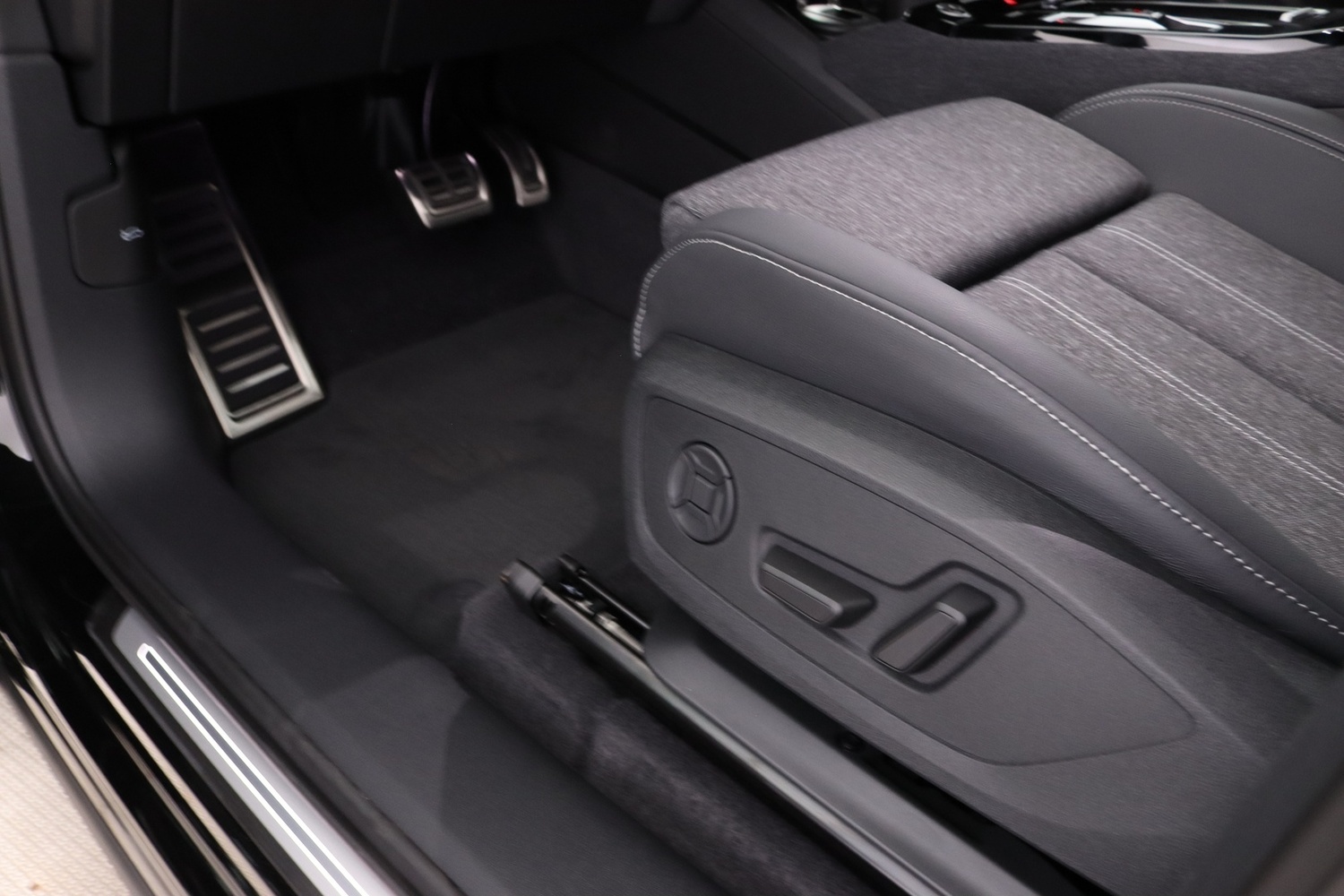 Audi Q6 e-tron vaihtoauto