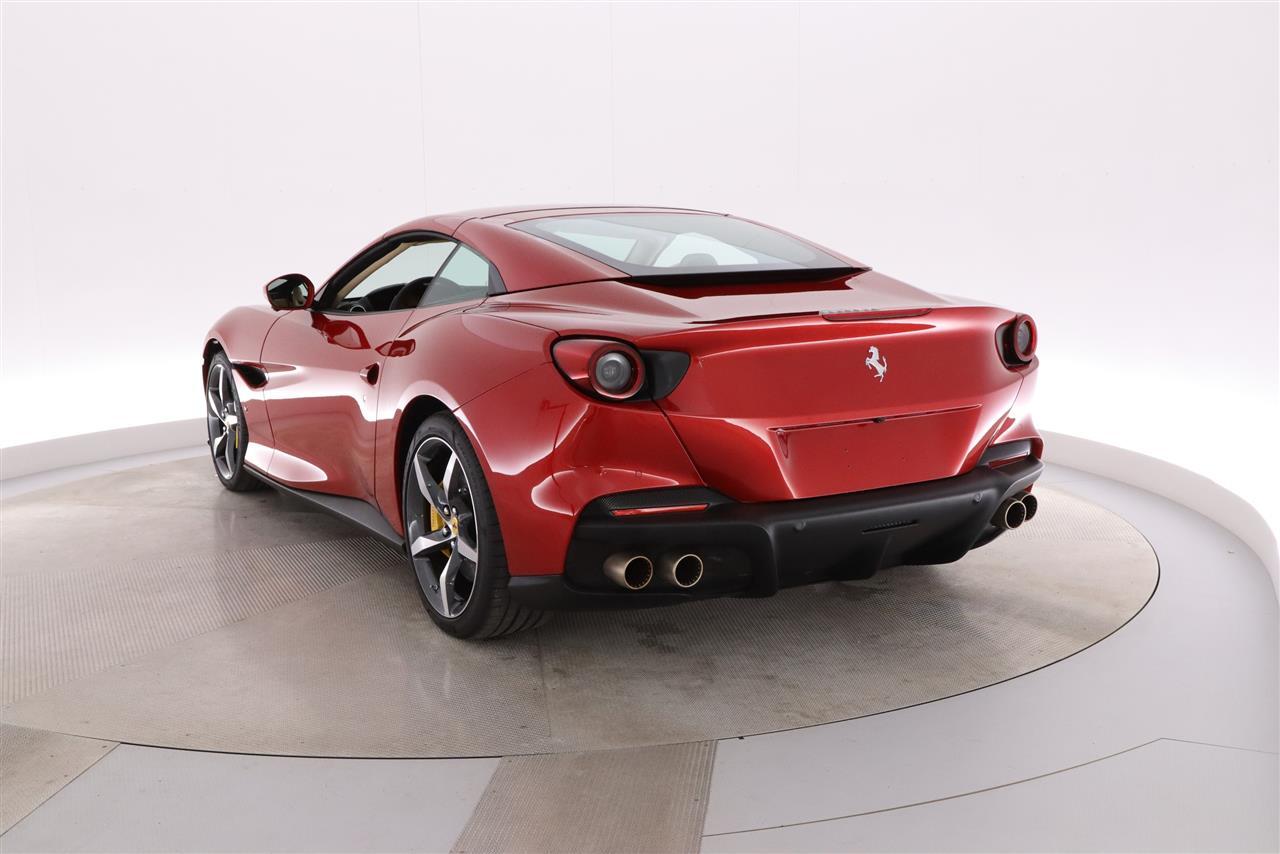 Ferrari Portofino vaihtoauto