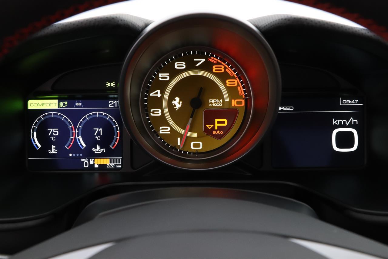 Ferrari Portofino vaihtoauto