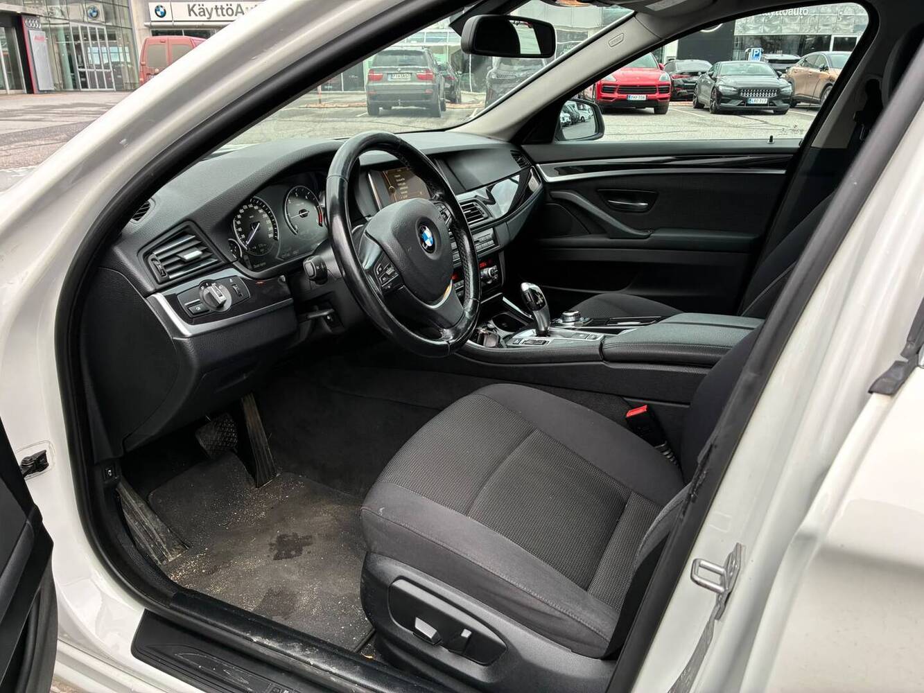 BMW 520 vaihtoauto