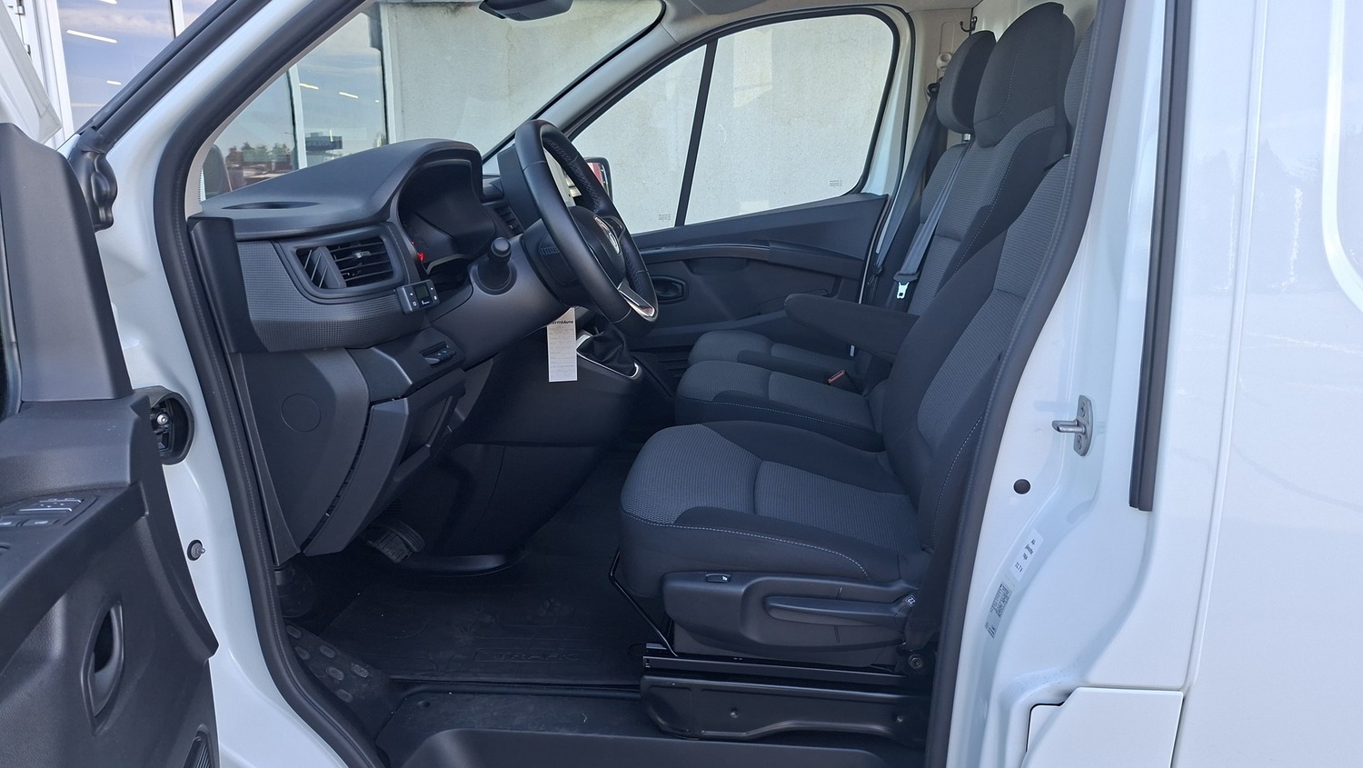 Renault Trafic vaihtoauto