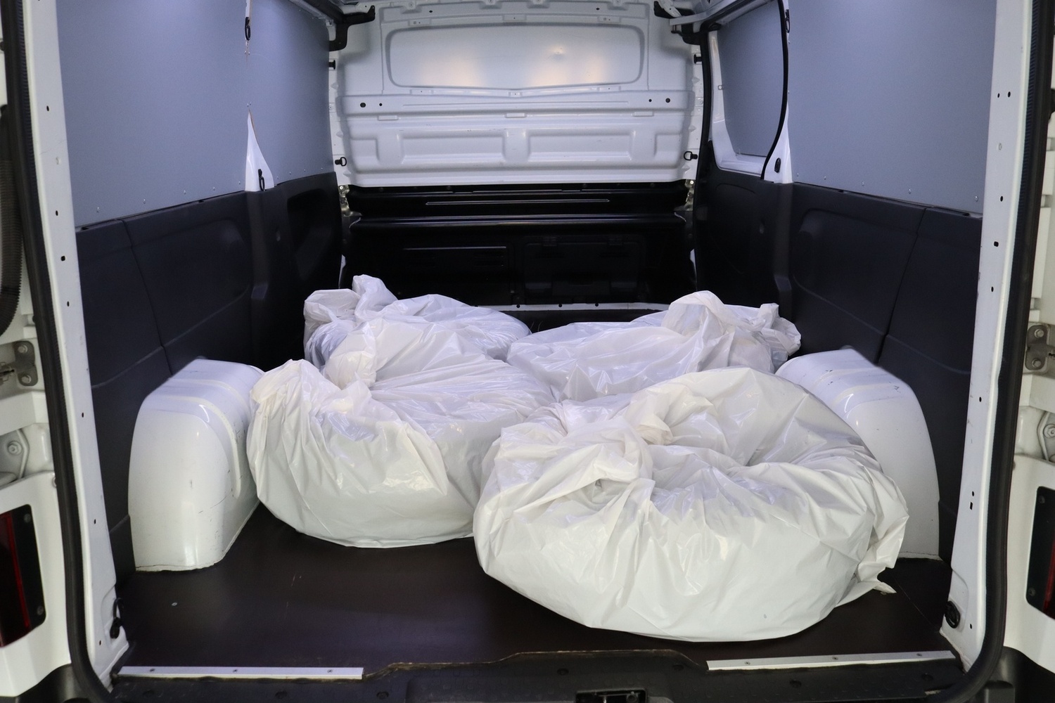 Nissan Primastar vaihtoauto